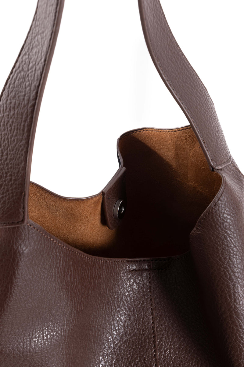 LEATHER TOTE BAG WITH POUCH