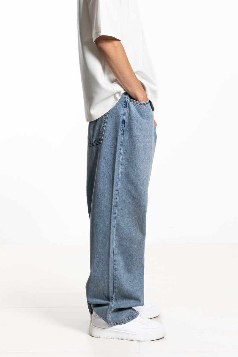 BAGGY FIT JEANS