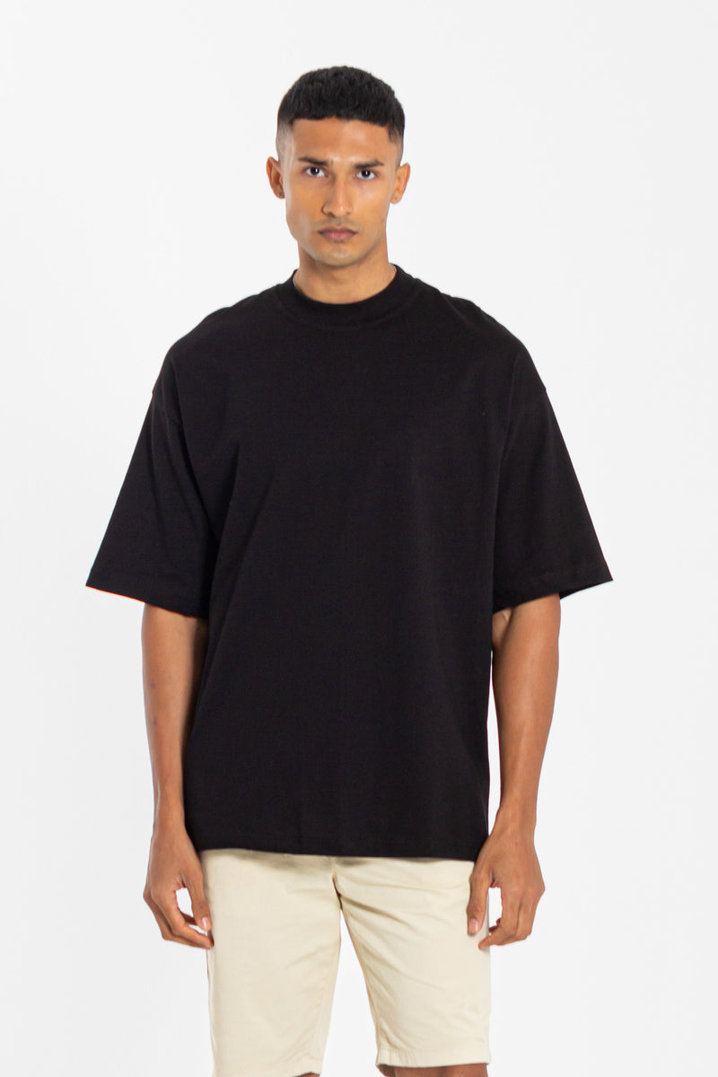 BASIC OVERSIZED T-SHIRT