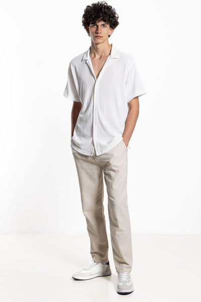 LIGHTWEIGHT SLIM FIT SHIRT