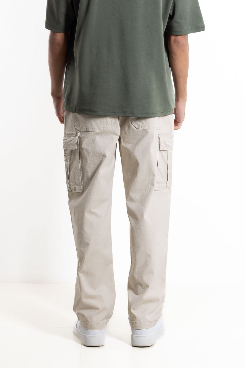 RELAXED FIT CARGO TROUSERS