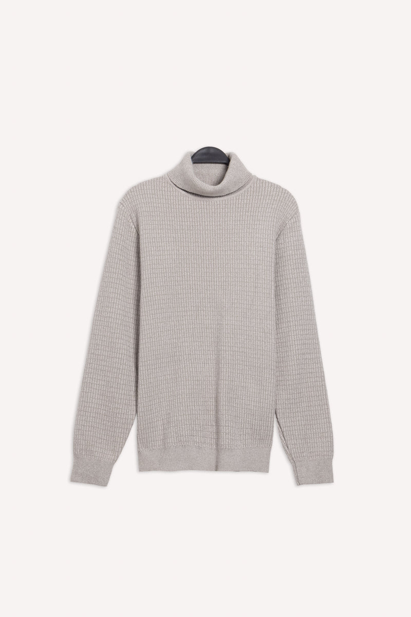 TEXTURED TURTLE NECK SWEATER