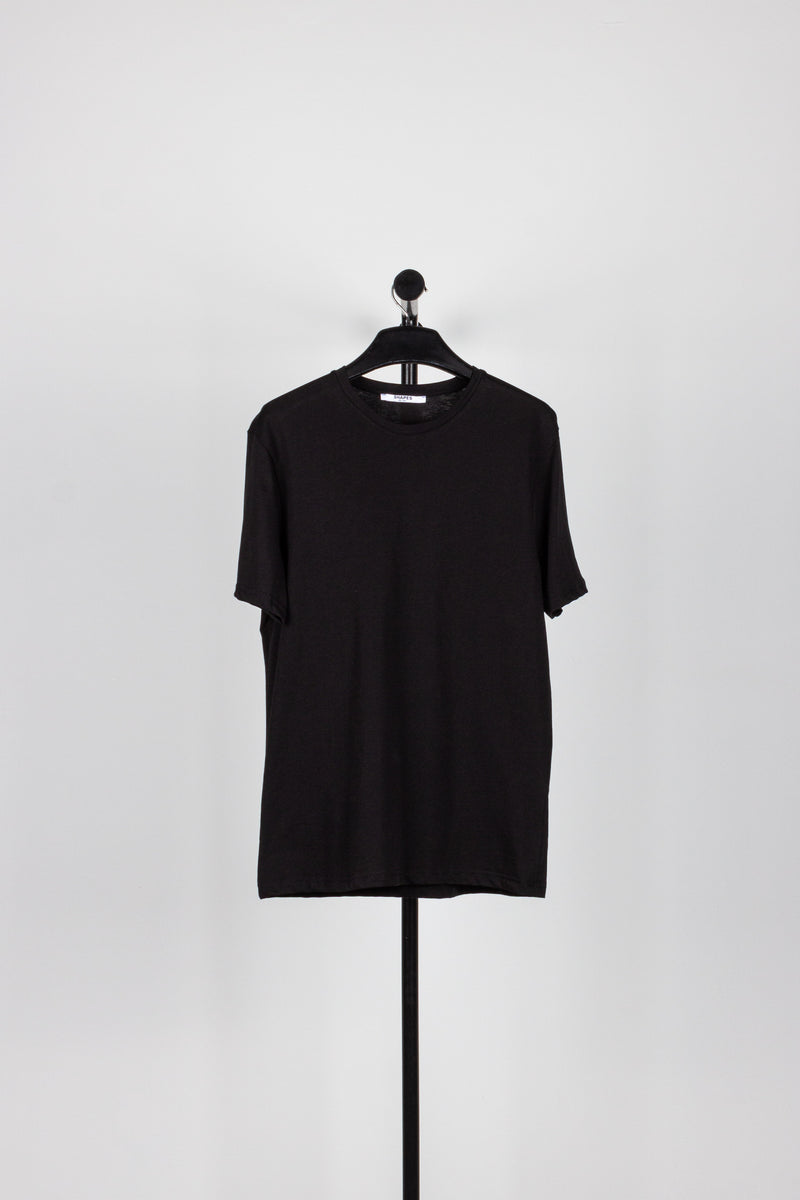 BASIC LIGHTWEIGHT T-SHIRT