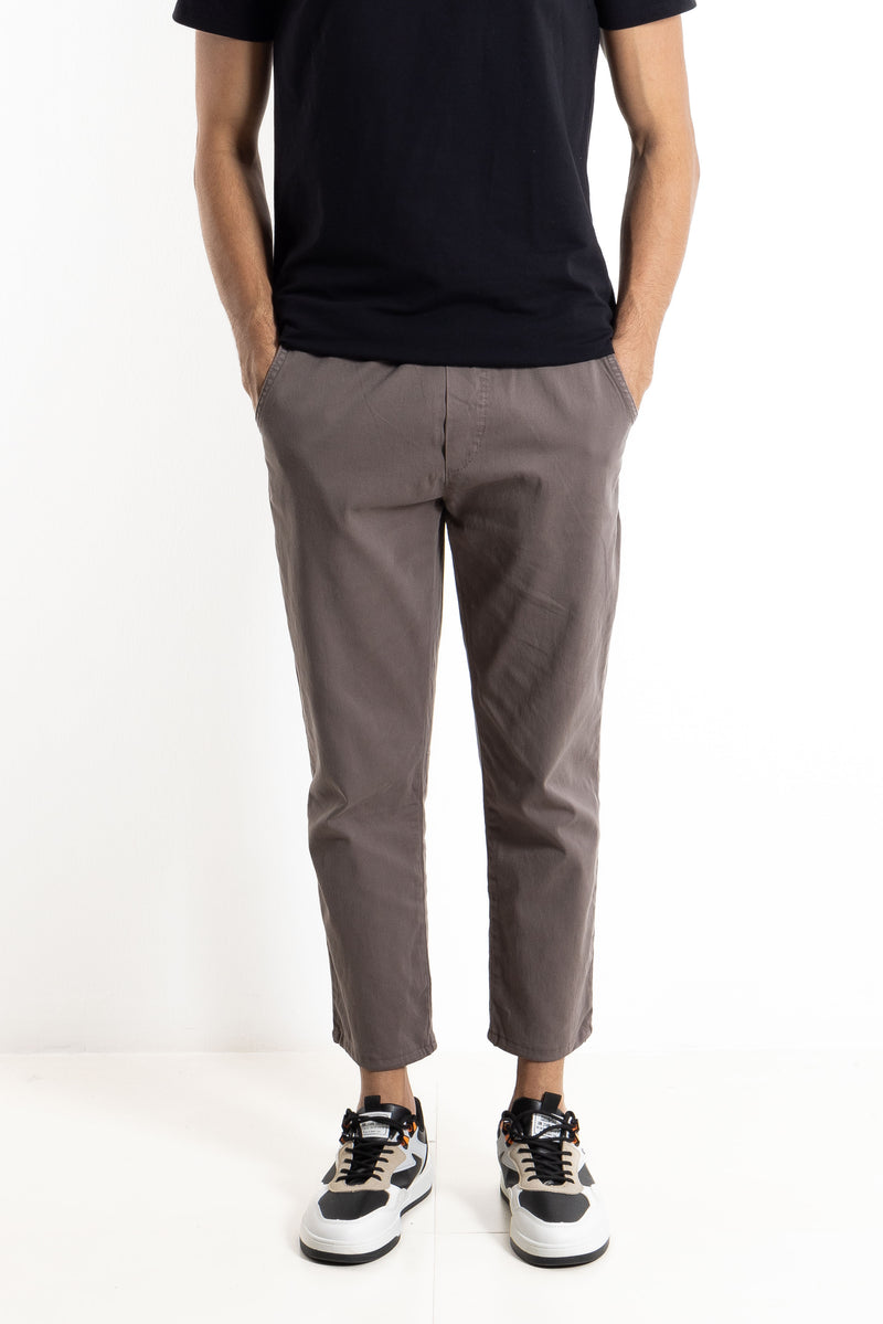 ANKLE-LENGHT TROUSERS