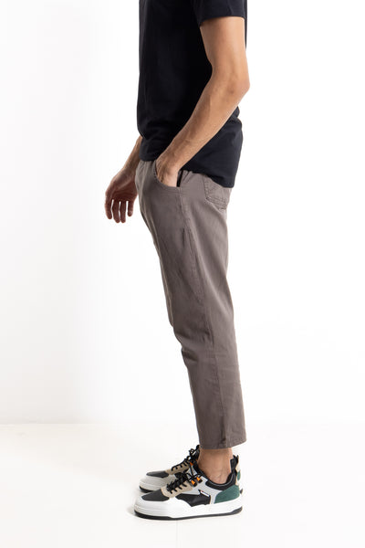 ANKLE-LENGHT TROUSERS