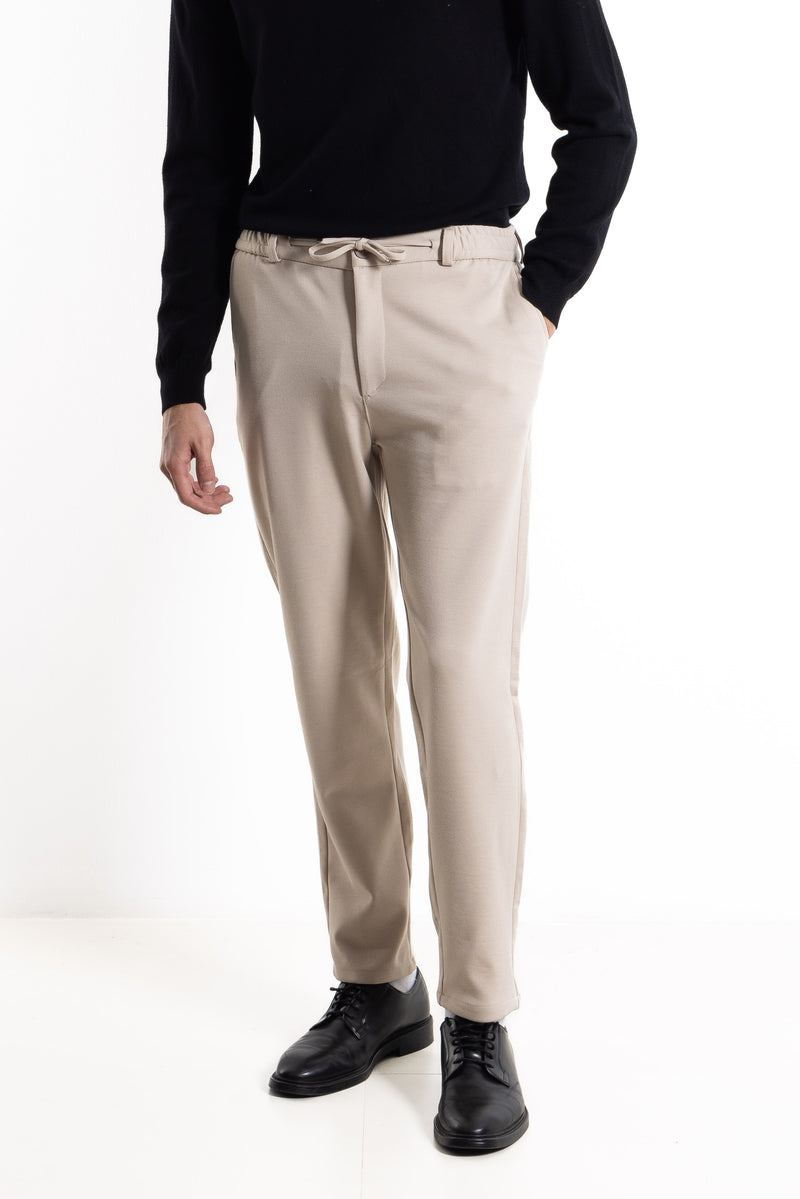 TEXTURED SLIM JOGGER TROUSER