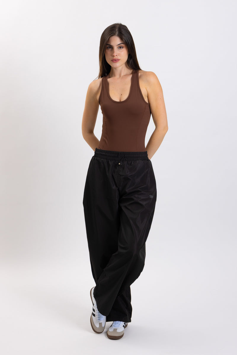 OVERSIZED PARACHUTE PANTS