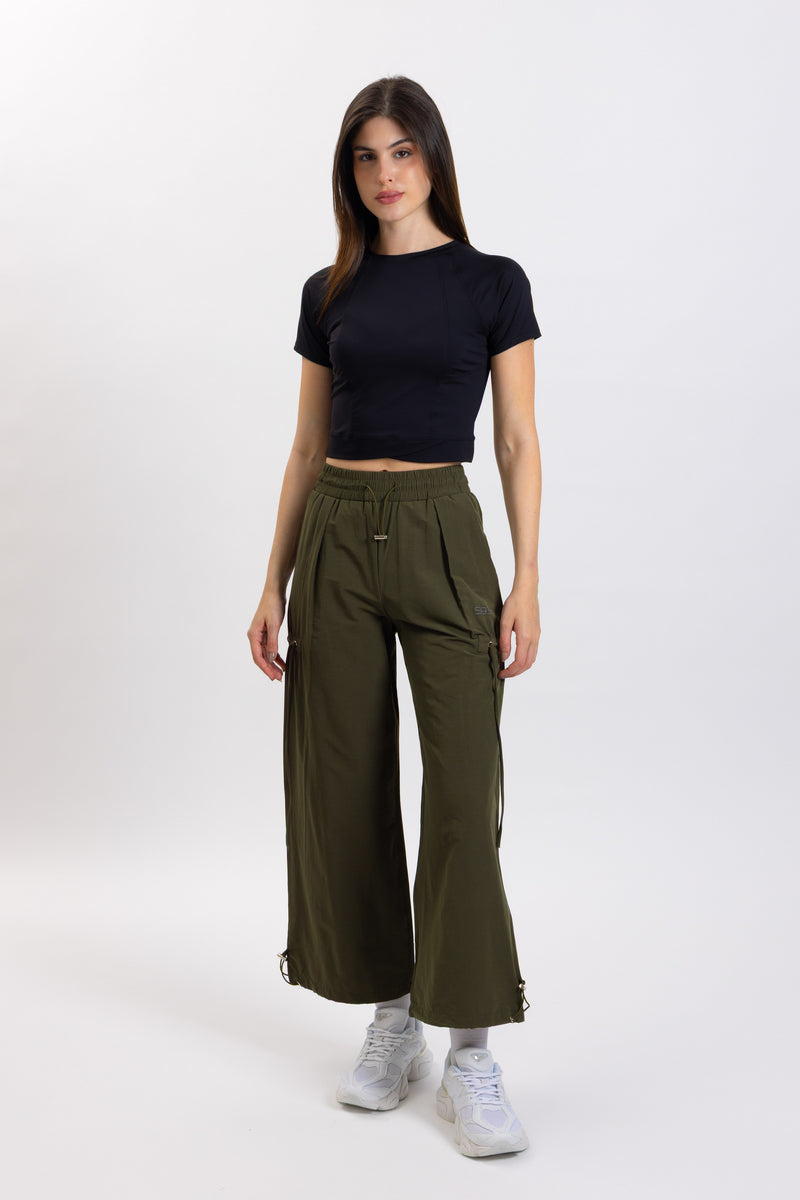 DETAILED WIDE PARACHUTE PANTS