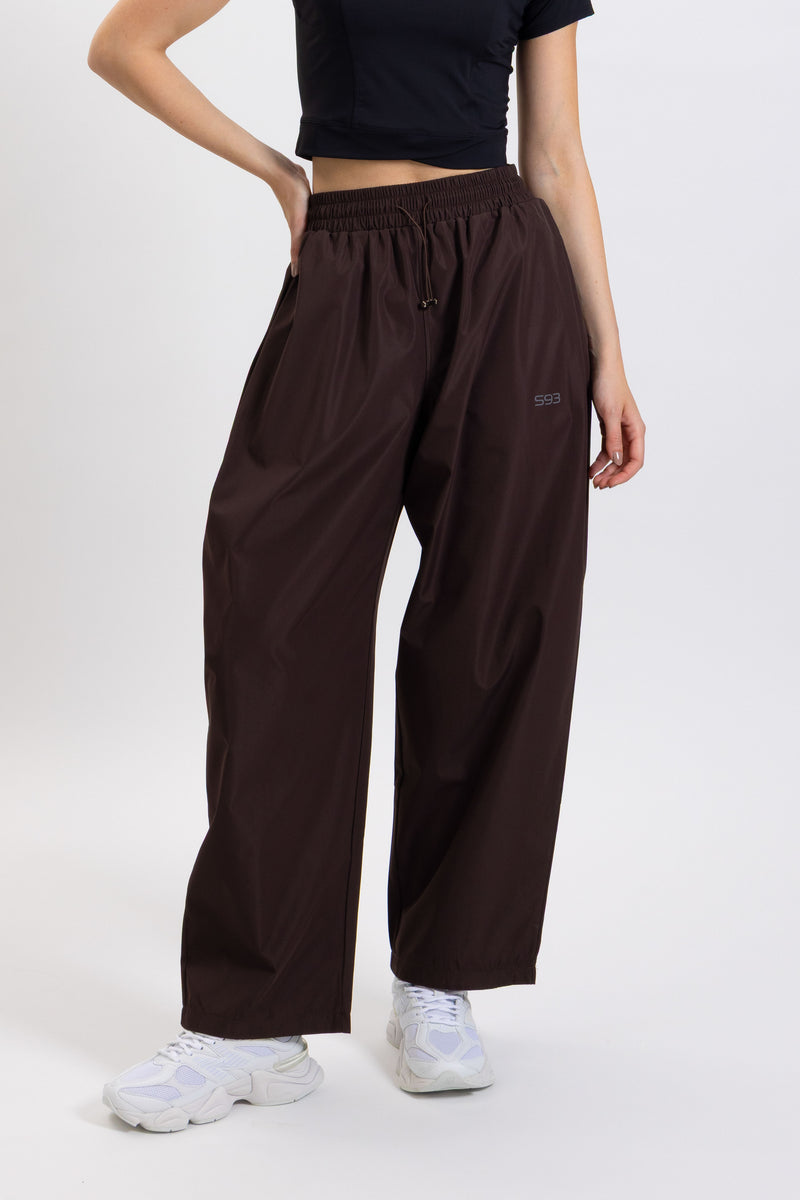 OVERSIZED PARACHUTE PANTS