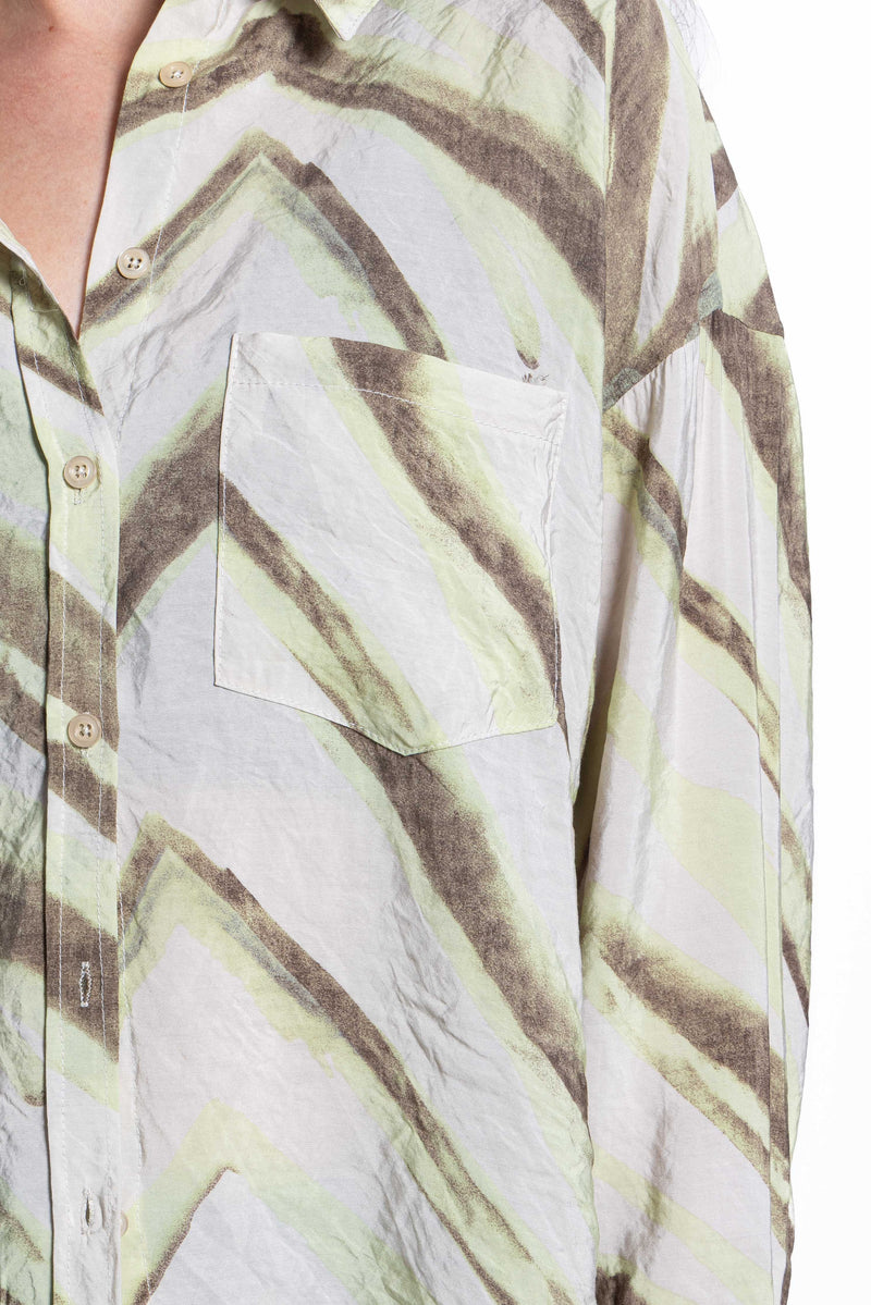 LIGHTWEIGHT ABSTRACT PRINT SHIRT