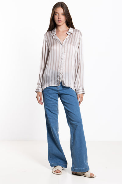 FLOWY STRIPED SATIN SHIRT