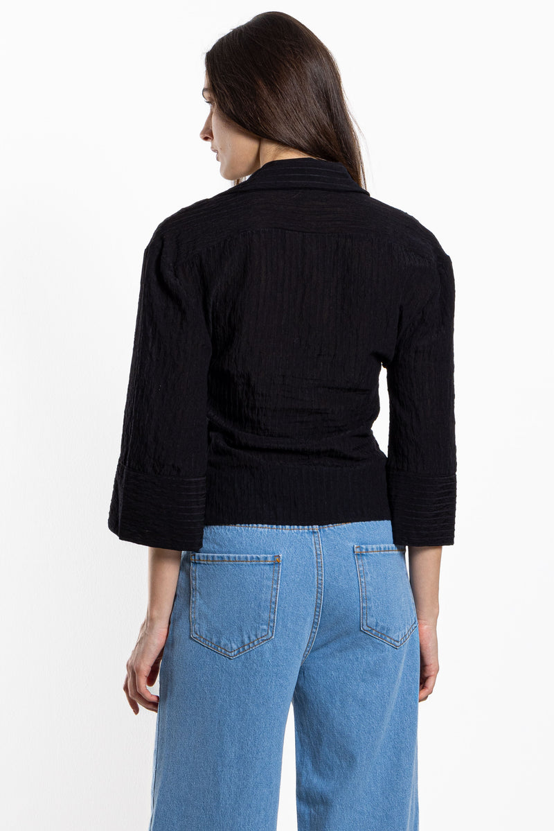 TEXTURED CROP TOP WITH KNOT