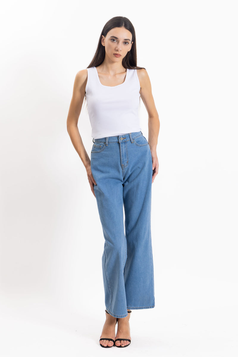 HIGH-RISE STRAIGHT JEANS