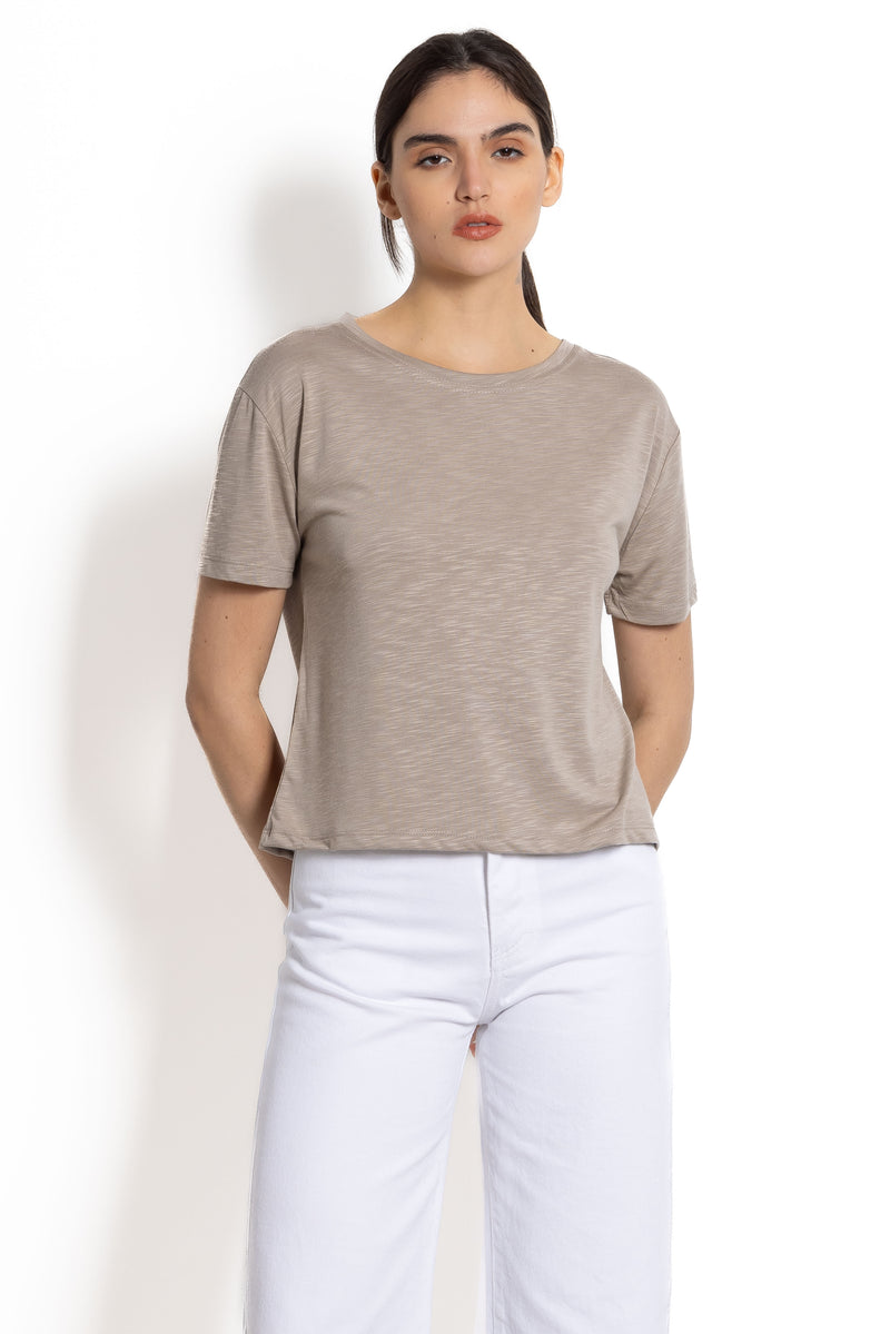 LIGHTWEIGHT TEXTURED T-SHIRT