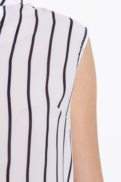 DETAILED STRIPED TOP