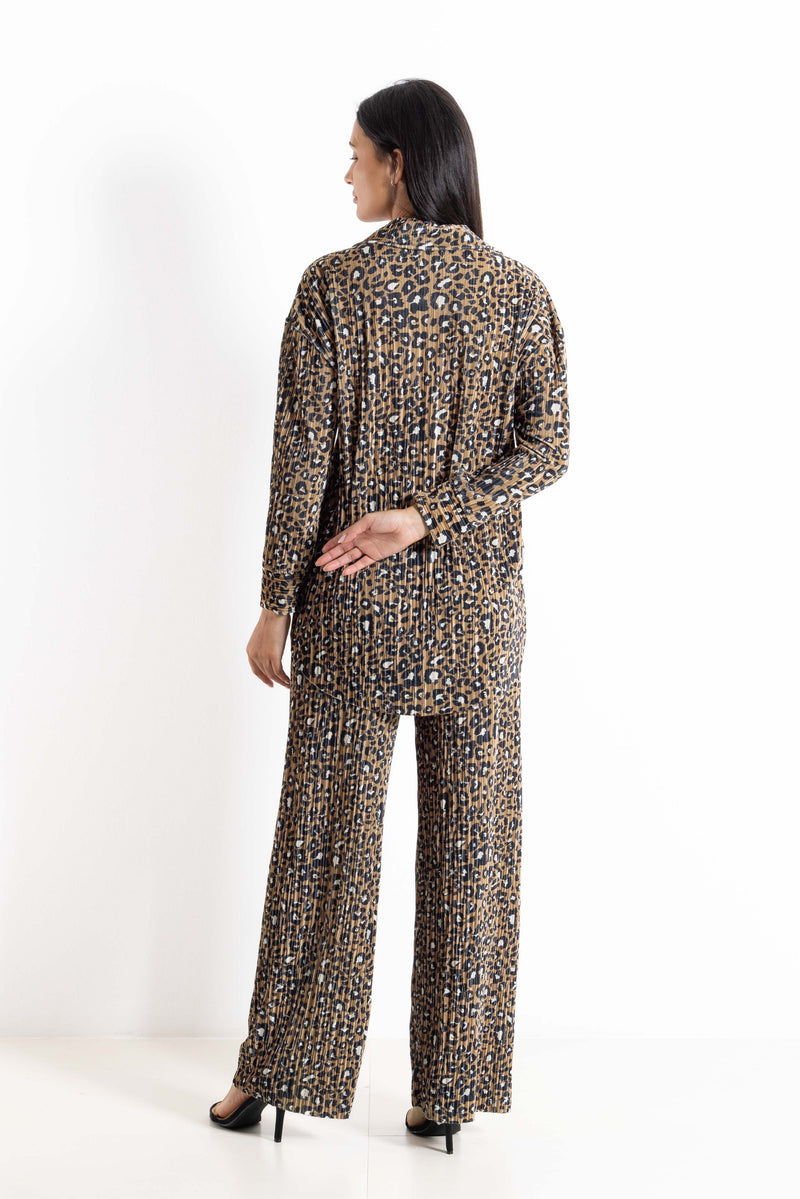 ANIMAL PRINT PLISSE SHIRT SET