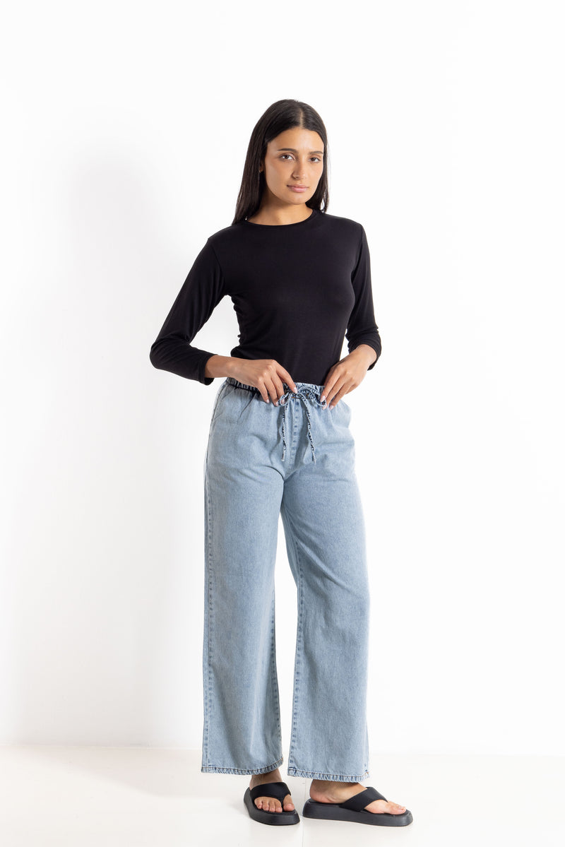 WIDE-LEG DENIM TROUSERS