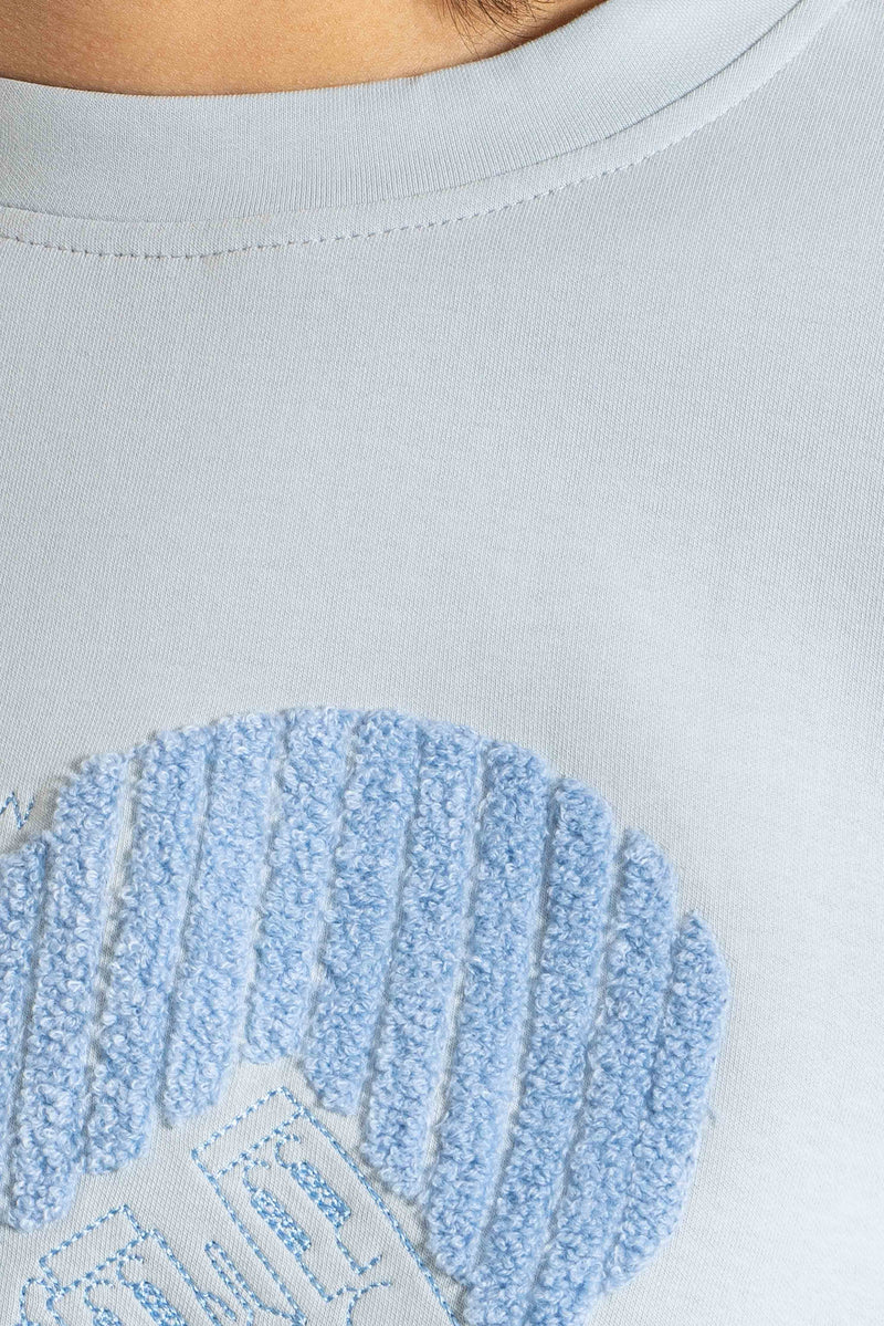 DETAILED COMFORT SWEATSHIRT