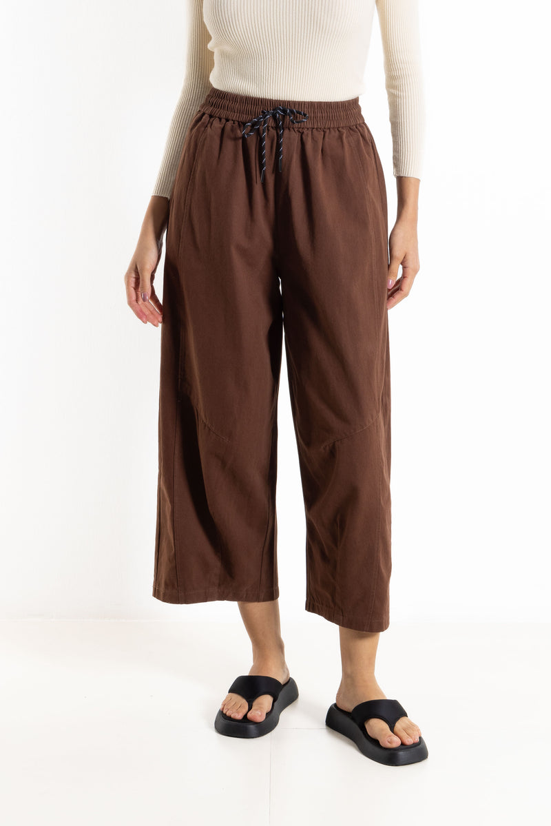 COMFORT CROP WIDE-LEG DENIM TROUSERS