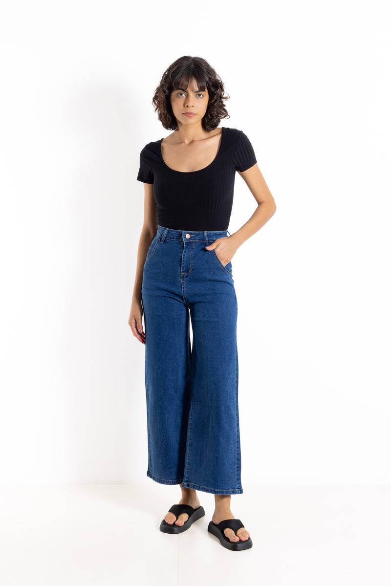 WIDE-LEG HIGH WAIST JEANS