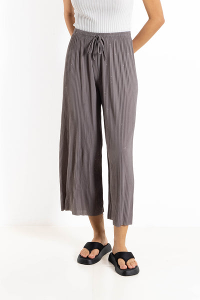 PLEATED CROPPED COMFORT TROUSERS