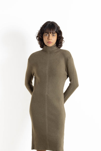 RIBBED TURTLE NECK MIDI DRESS